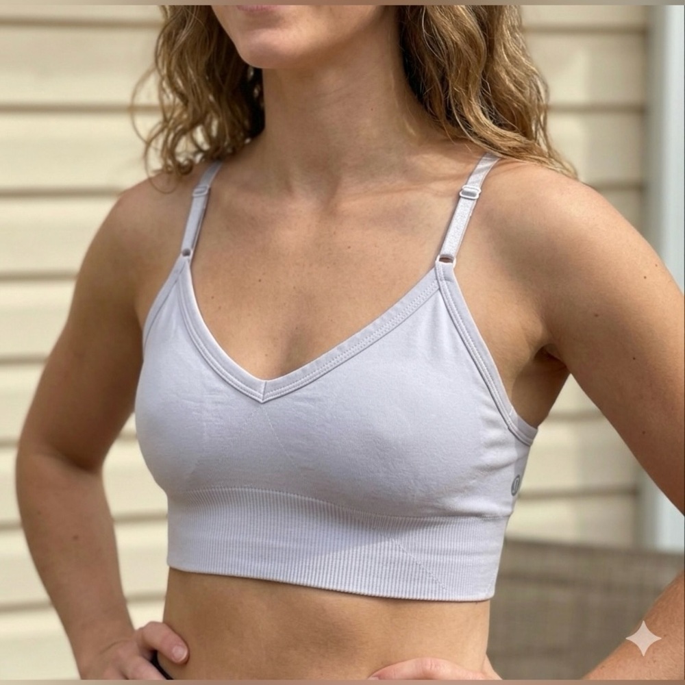 Lululemon Ebb To Street Light Support Bra C/D Cup Size 2(see measurements below)